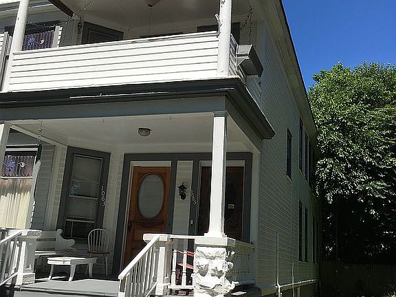 2nd image of 1063 Parkwood Blvd