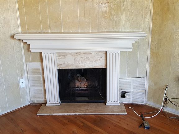 3rd image of 5419 Hanna St