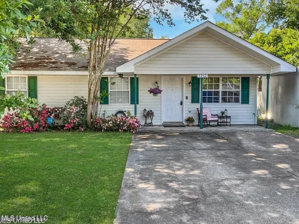 1212 7th St, Long Beach, MS 39560