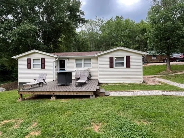 1523 NW Hedden Place, Lenoir, NC 28645