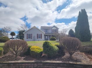 805 River Hill Dr, Danville, PA 17821