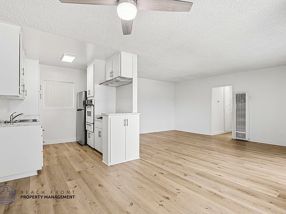 2nd image of 1458 Marine Ave