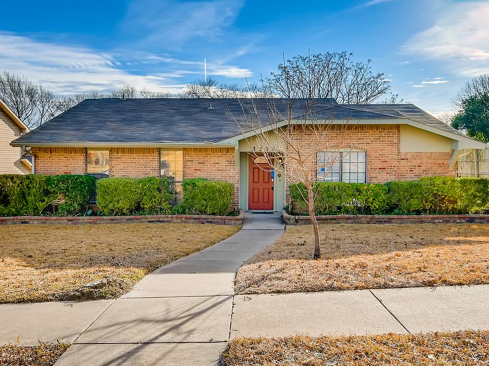 1st image of 3308 Castle Dr