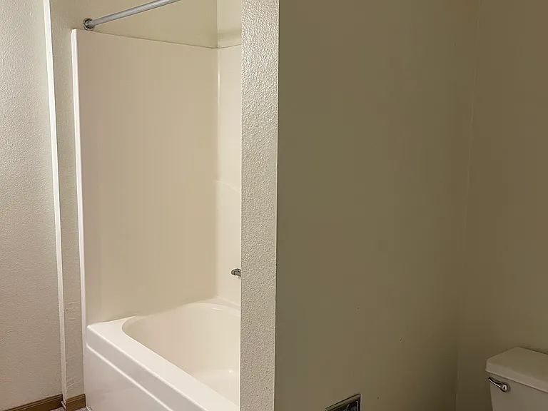 307 E College St #1812 — Photo 18