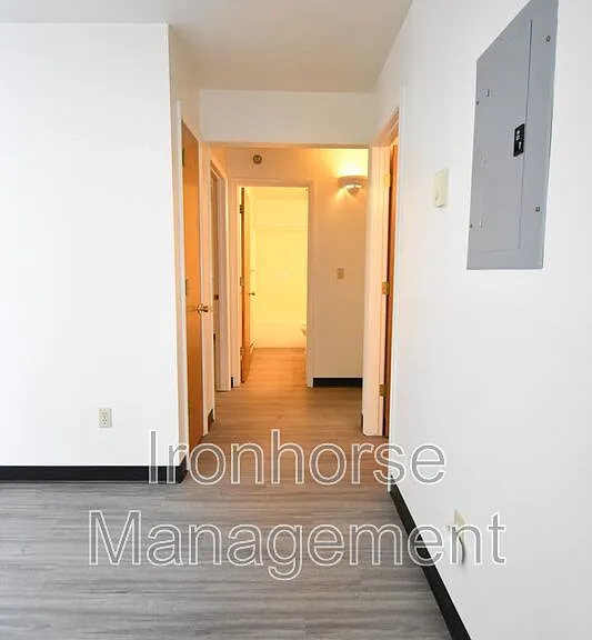 813 W Villard St #70 — Photo 12