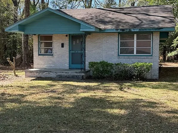 812 S Gordon Ave, Adel, GA 31620
