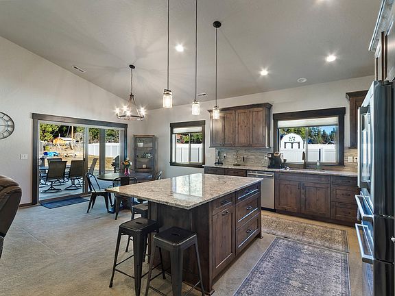 4th image of 1317 Prominence Ct