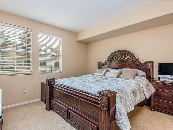 5th image of 243 Riverdale Ct APT 419