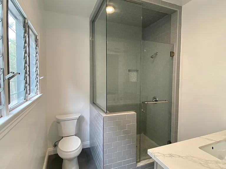 815 S Detroit St — Photo 13