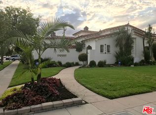 201 N Doheny Dr, Beverly Hills, CA 90211