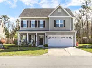 3852 Smooth Water Dr, Castle Hayne, NC 28429