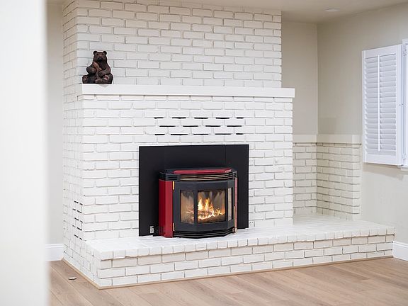 3rd image of 479 Jackpine St #A
