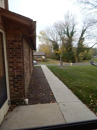 1st image of 2814 Foxwood Ct