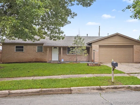 1158 N Hickory Pl, Broken Arrow, OK 74012