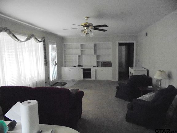 4th image of 503 W Fleming Dr