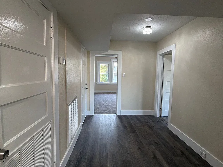 3411 Duvall Ave #B — Photo 9