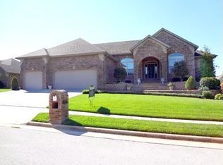 4212 Fair Haven Dr, Nixa, MO 65714