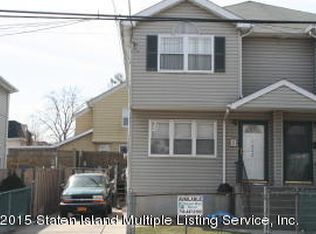 1522 Castleton Ave, Staten Island, NY 10302