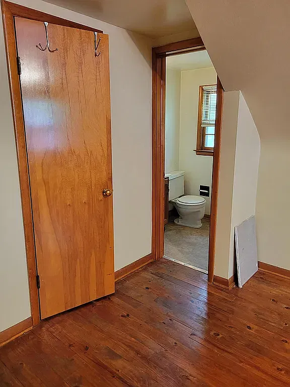 3 bed, 1.5 bath, 1130 sqft, $1,300 — Photo 3