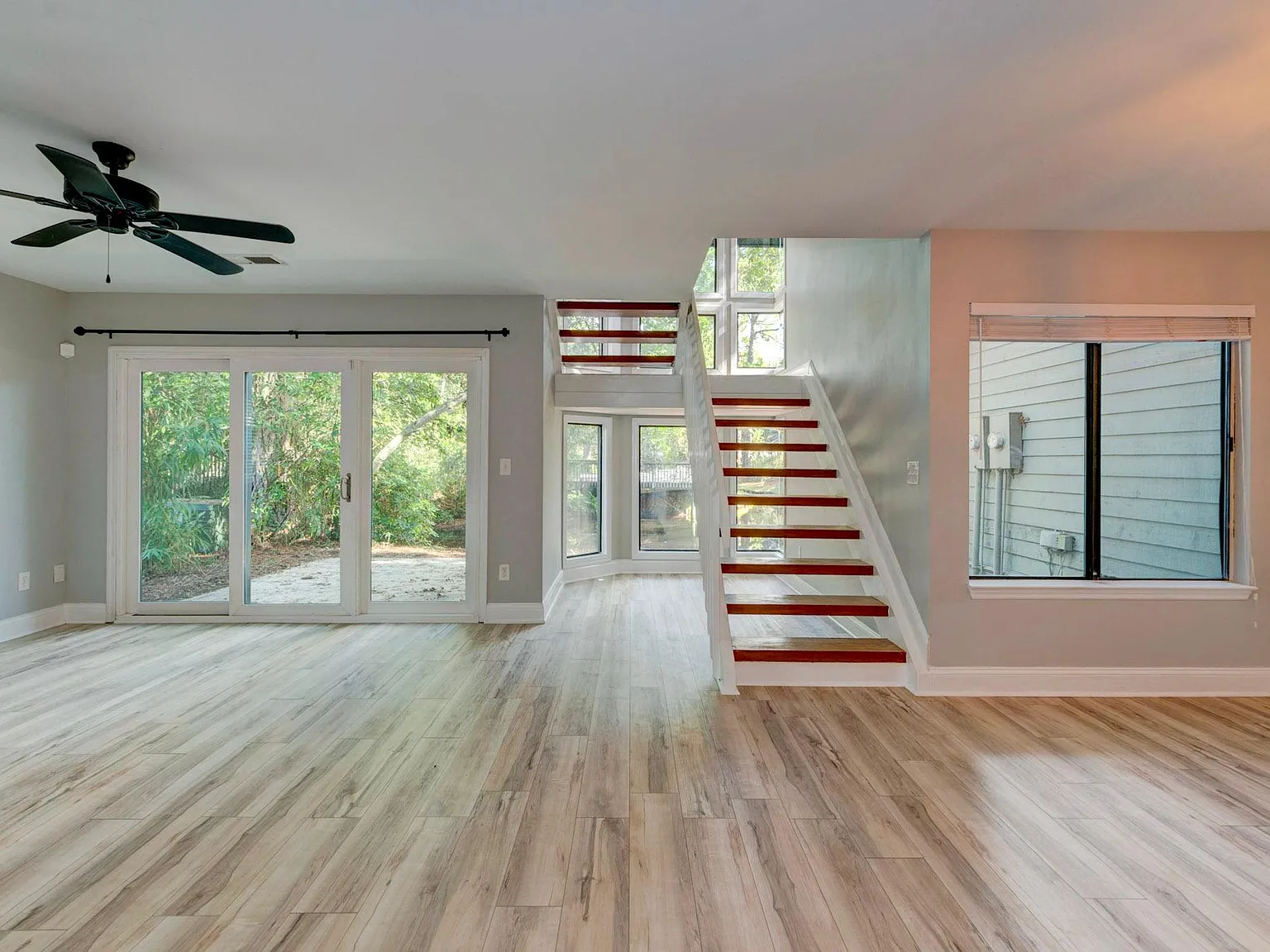 3 bed, 1812 sqft, $3,500 — Photo 1