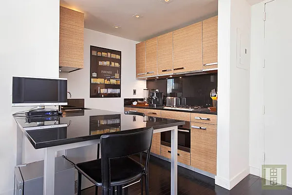 Sold by Halstead Real Estate | media 16