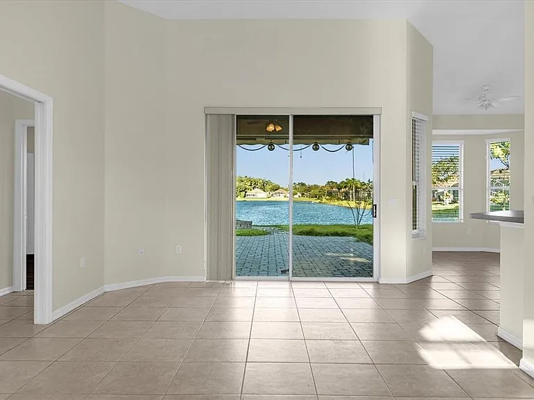 13131 Luxbury Loop — Photo 13