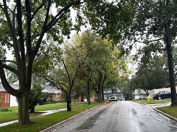 5th image of 843 Latimer Ln
