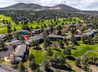 1116 Golden Pheasant Dr, Redmond, OR 97756