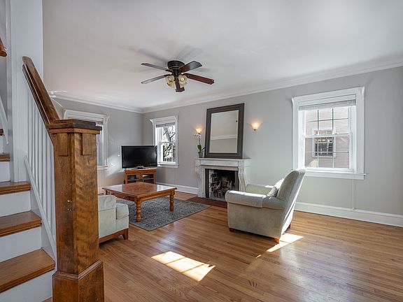 5th image of 5849 N Kostner Ave