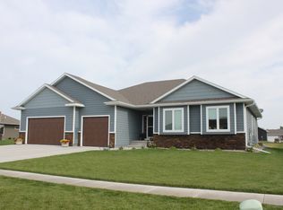 303 Willow Bnd, Sergeant Bluff, IA 51054