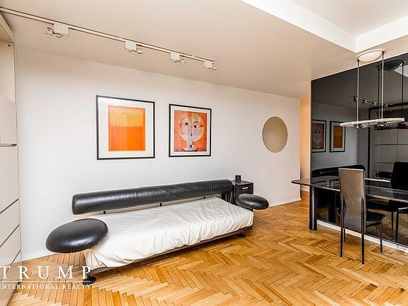 2nd image of 106 Central Park S APT 6C