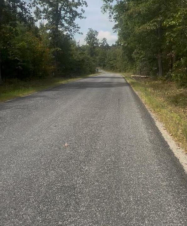 1st image of Log Cabin Rd