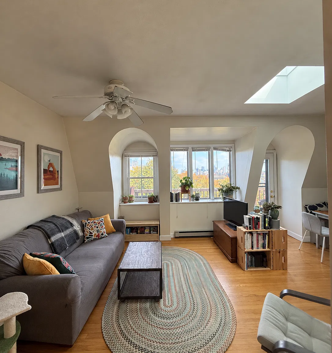 26 Millmont St — Photo 1
