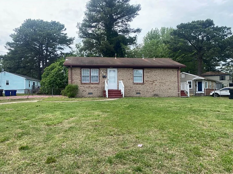 147 Allard Rd — Photo 1