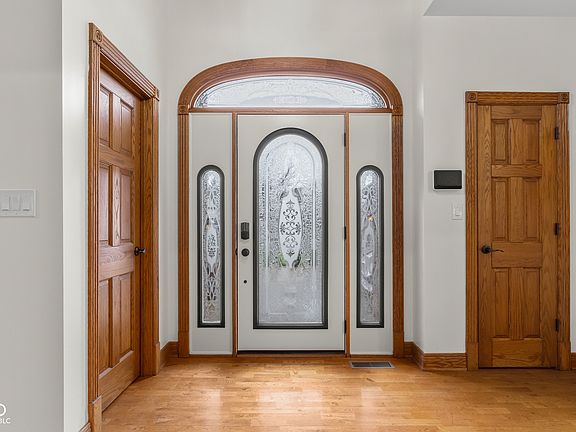 5th image of 6043 Acorn Dr