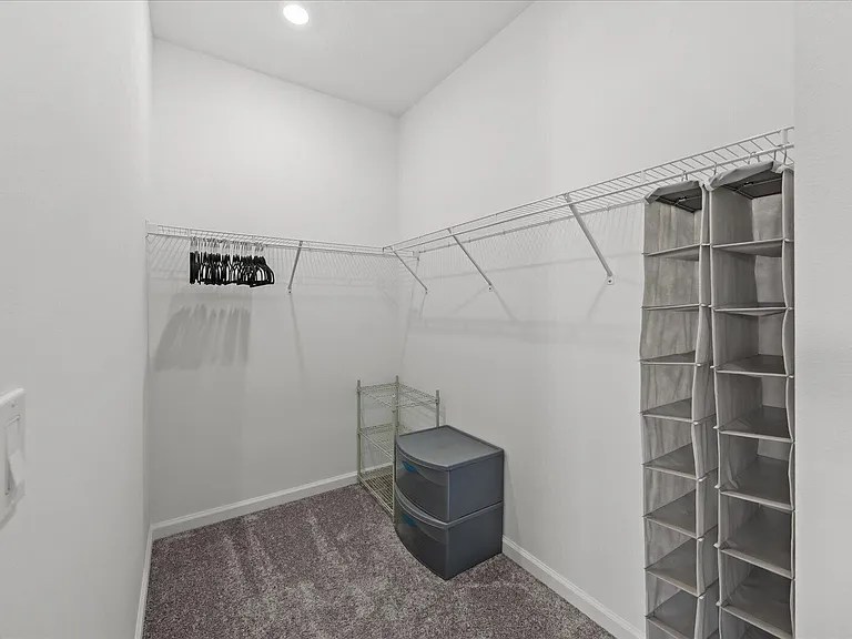 276 SW Sally Way — Photo 24