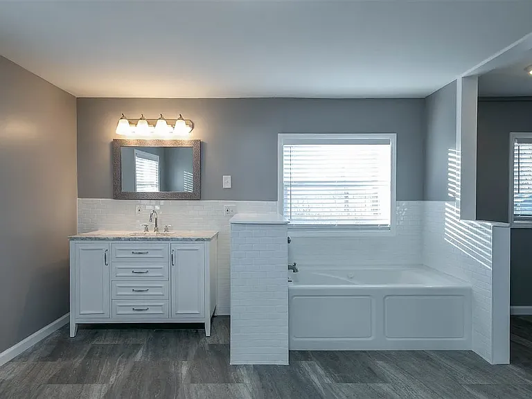6863 Anderson Ave — Photo 17