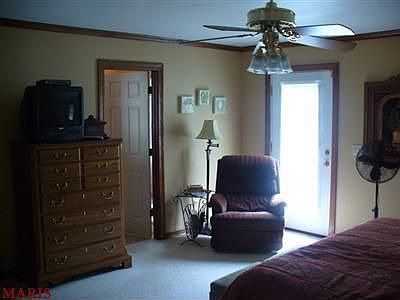 4th image of 11801 Melody Ln