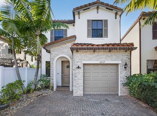 6017 Pine Tree Way, Riviera Beach, FL 33410