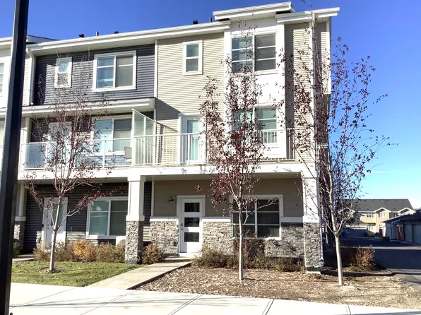 14241 1st St NW, Calgary, AB T3P 1Y4