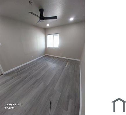 5th image of 8717 1/2 Holmes Ave