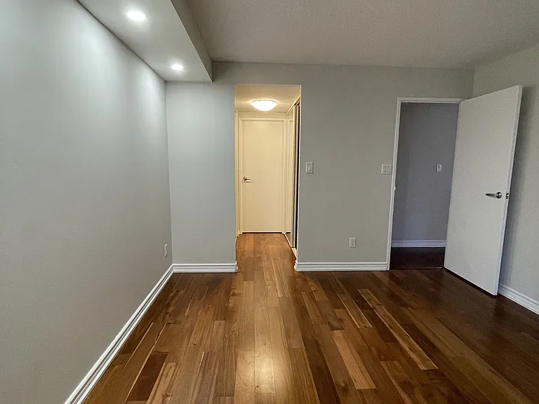 5785 Yonge St #207 — Photo 12