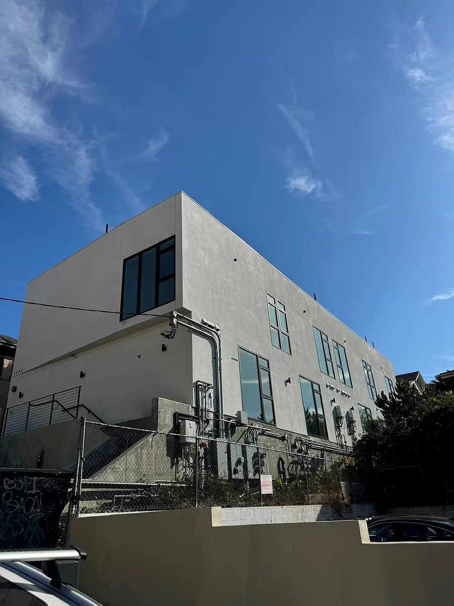 Building Photo - 1244 Innes Ave #A