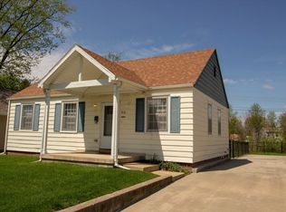 810 W Vine St, Champaign, IL
