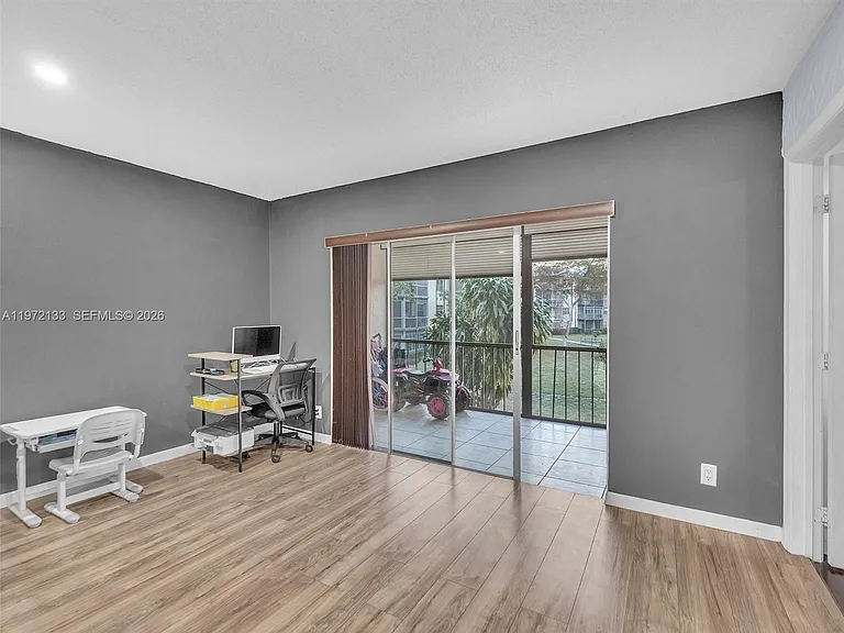 6201 N Falls Circle Dr #210 — Photo 6