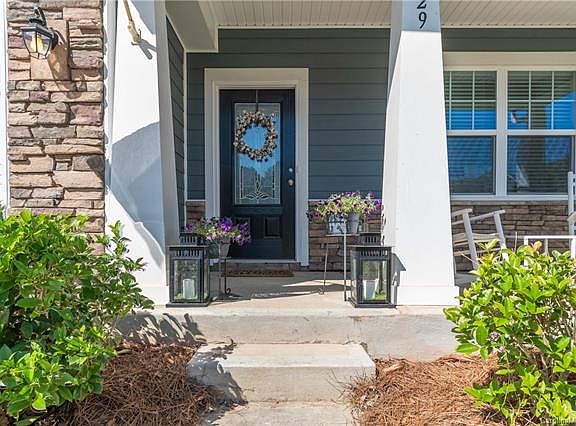 4th image of 129 Cherry Bark Dr