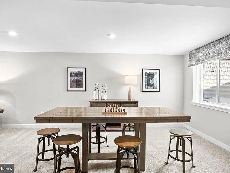 141 Dithridge Dr — Photo 12