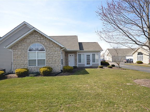 4th image of 376 Millennium Dr