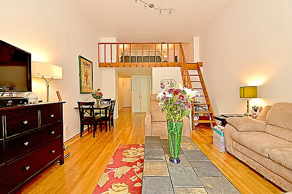 Sold by KG & Company | media 11