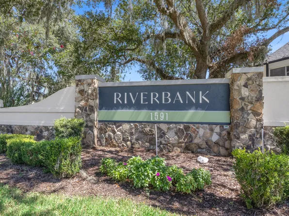 Riverbank Apartments